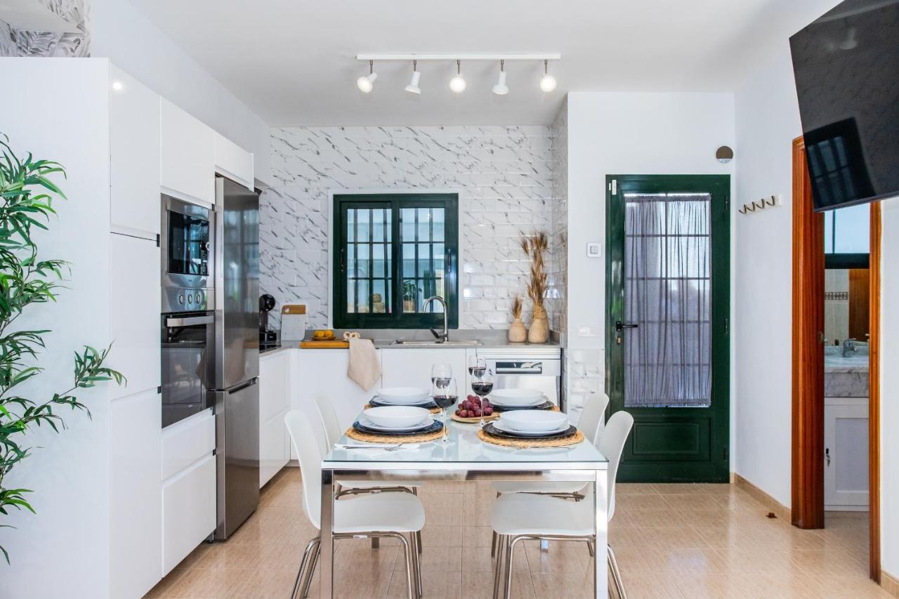 Casa Evelyn Piscina Climatizada Villa Playa Blanca  Eksteriør billede